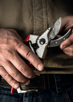 By-pass hand Pruner